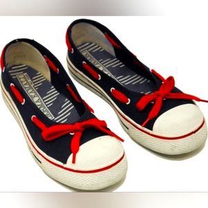Norma Kamali's OMO flat canvas sneakers. Blk/wht w red laces, size 8, Vintage